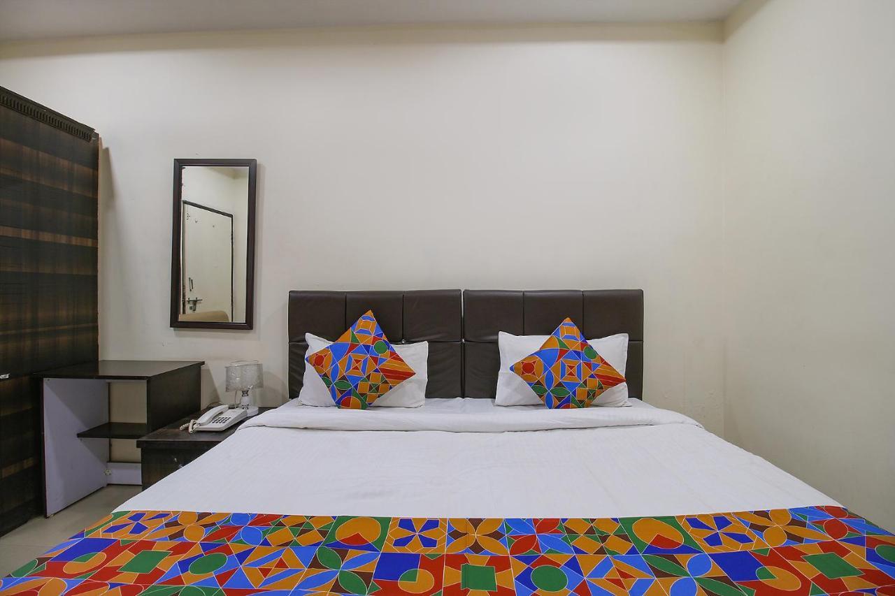 FabHotel Eleven Heights Bhopal Buitenkant foto
